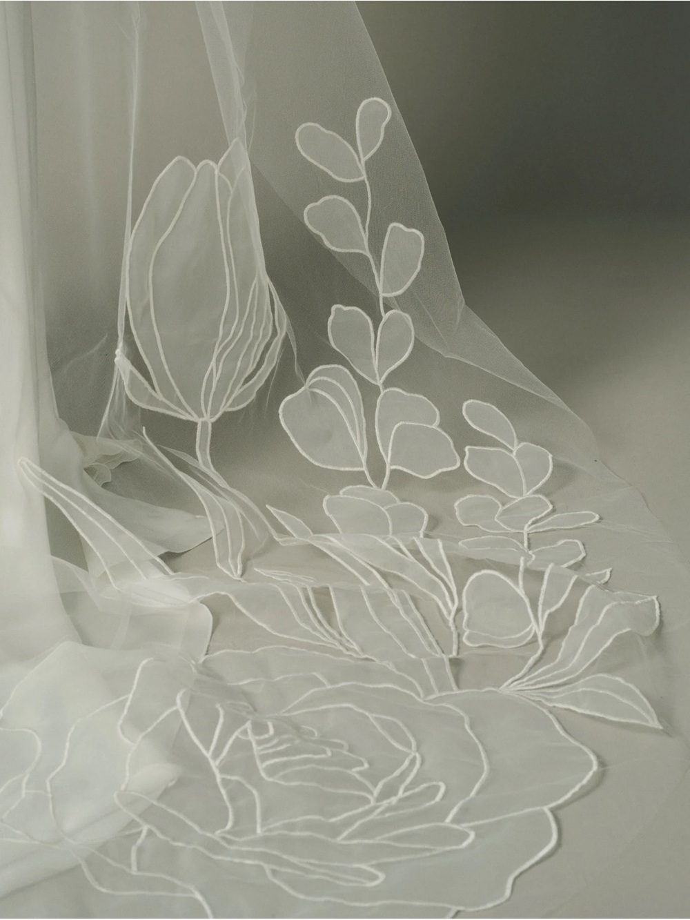 BLOOM ORGANZA .- ALLI KOCH WEDDING VEIL COLLAB